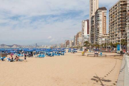 Playa Levante Vistas Al Mar ベニドルム エクステリア 写真